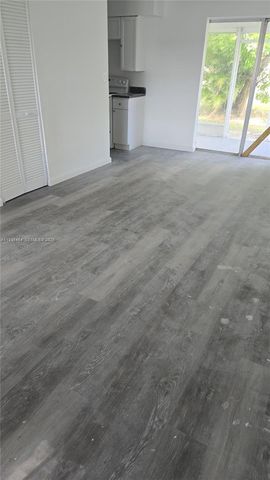 5167 Pat Pl, West Palm Beach, FL 33407