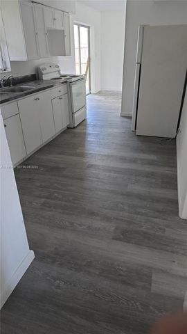 5167 Pat Pl, West Palm Beach, FL 33407