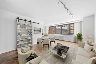 225 E 36th St Apt 2P, New York City, NY 10016