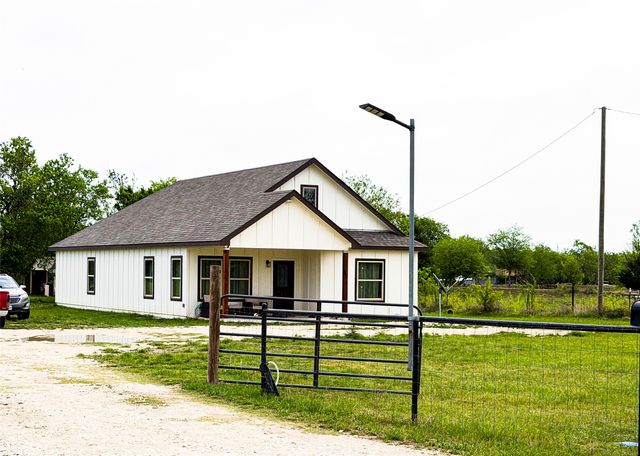 11124 Boren Road, Wortham, TX 76693