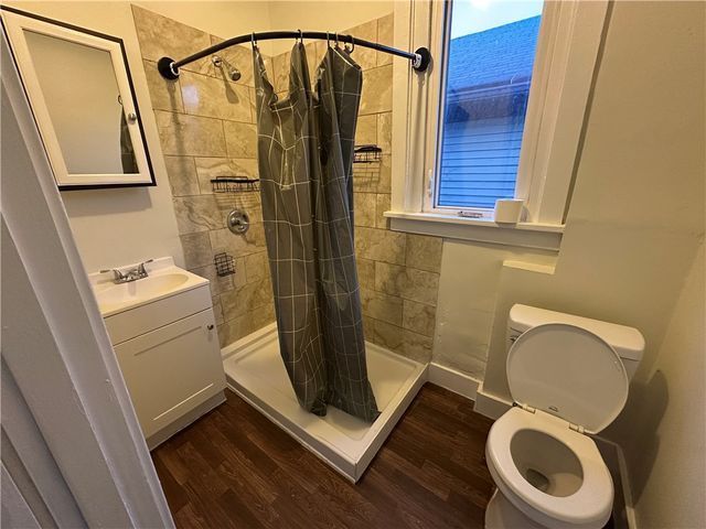 122 E 16th Ave, Homestead, PA 15120