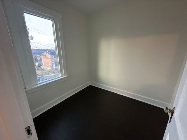 122 E 16th Ave, Homestead, PA 15120