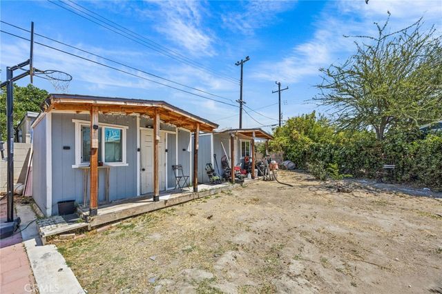 4205 Fay Circle, Santa Ana, CA 92703