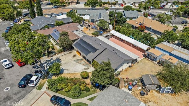 4205 Fay Circle, Santa Ana, CA 92703