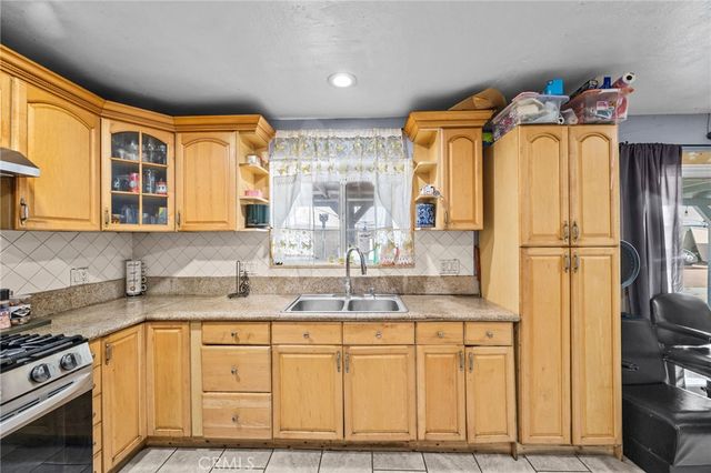 4205 Fay Circle, Santa Ana, CA 92703