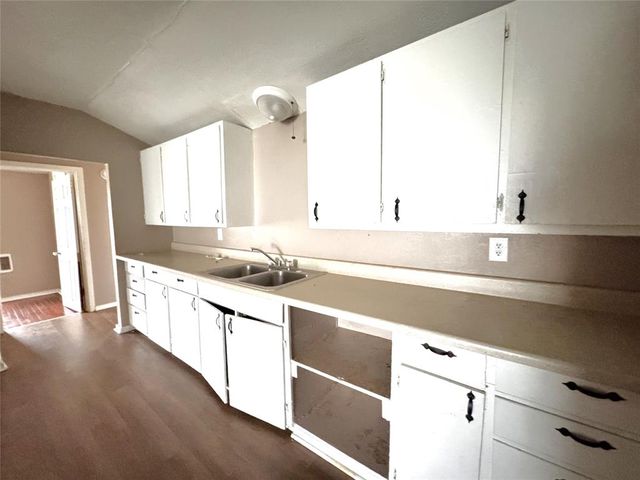 2115 SE 12th Street, Oklahoma City, OK 73129