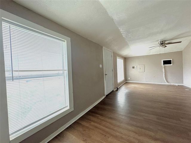 2115 SE 12th Street, Oklahoma City, OK 73129