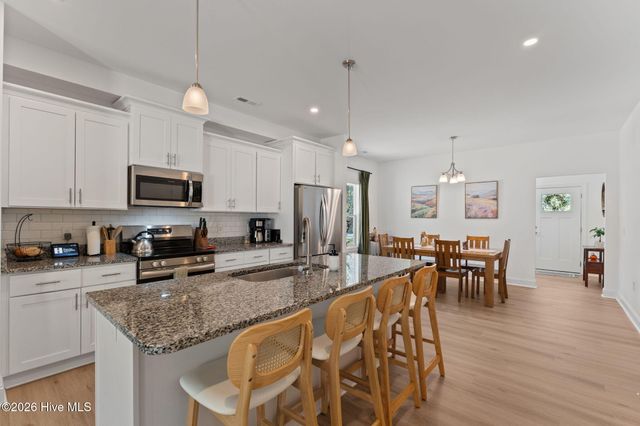 222 Brisbane Drive, Aberdeen, NC 28315