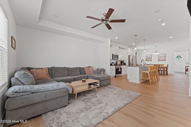 222 Brisbane Drive, Aberdeen, NC 28315