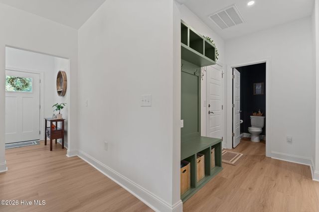 222 Brisbane Drive, Aberdeen, NC 28315