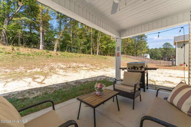 222 Brisbane Drive, Aberdeen, NC 28315