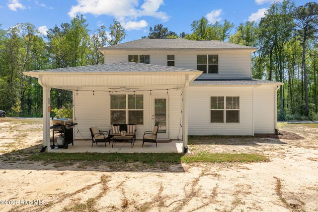 222 Brisbane Drive, Aberdeen, NC 28315