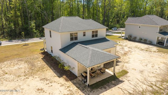 222 Brisbane Drive, Aberdeen, NC 28315