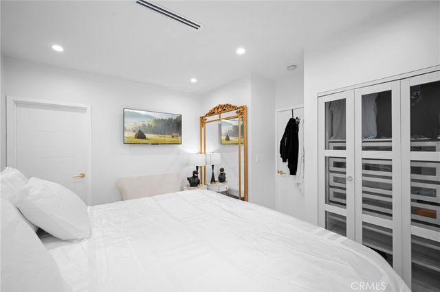 719 Dale Avenue A, Glendale, CA 91202