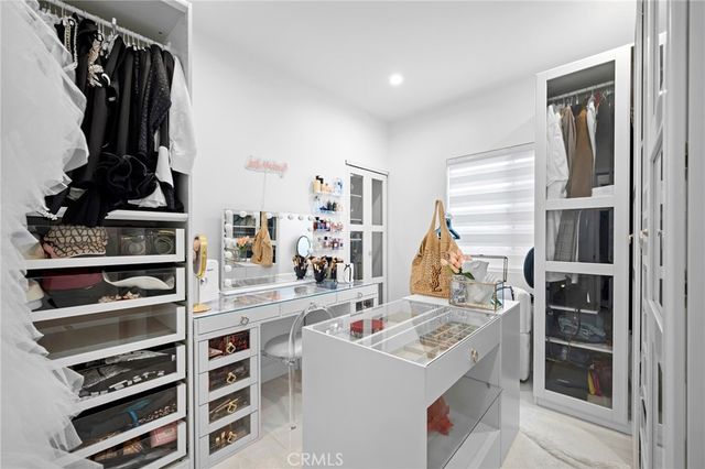 719 Dale Avenue A, Glendale, CA 91202