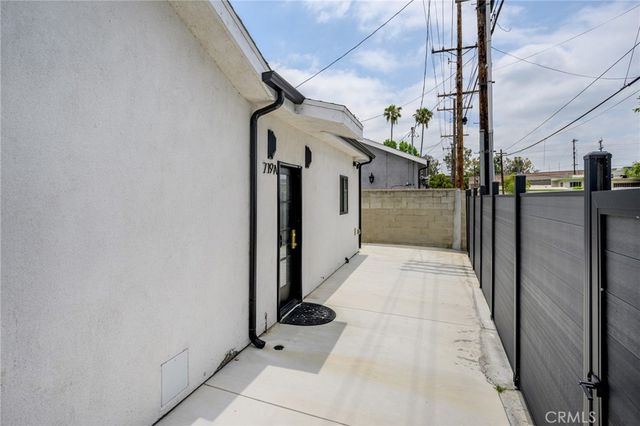 719 Dale Avenue A, Glendale, CA 91202