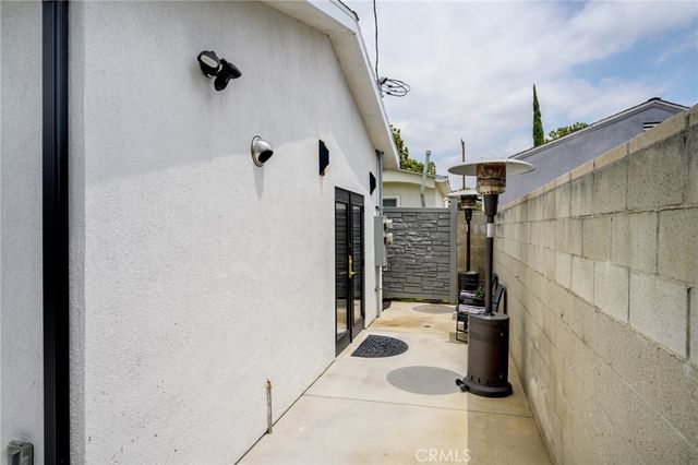 719 Dale Avenue A, Glendale, CA 91202