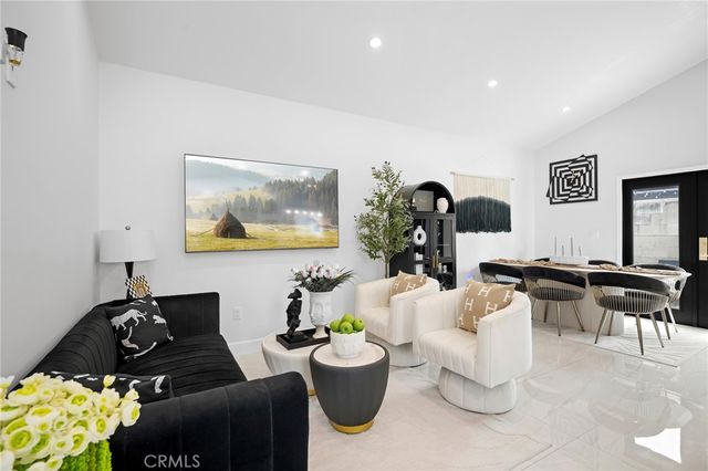 719 Dale Avenue A, Glendale, CA 91202