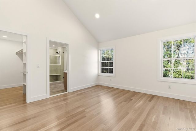 11 Plantation Drive, Hauppauge, NY 11788