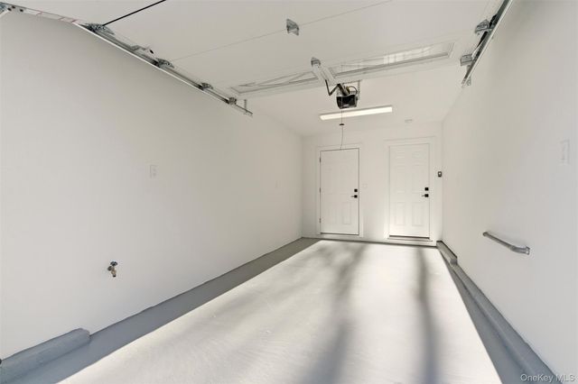 11 Plantation Drive, Hauppauge, NY 11788