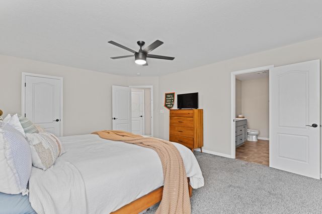 381 Rochdale Run, Delaware, OH 43015