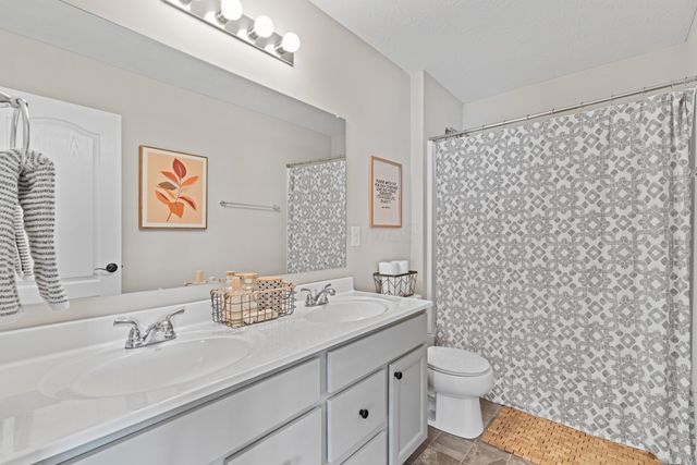 381 Rochdale Run, Delaware, OH 43015