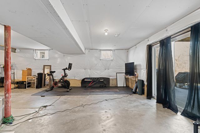 381 Rochdale Run, Delaware, OH 43015