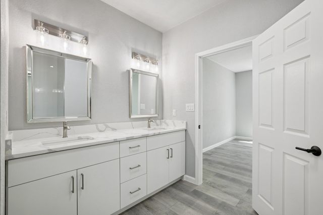 473 Tahitian DR, Bastrop, TX 78602