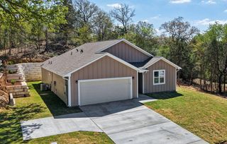473 Tahitian DR, Bastrop, TX 78602
