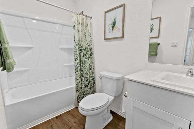 584 Commander Abbott DR, Jarrell, TX 76537