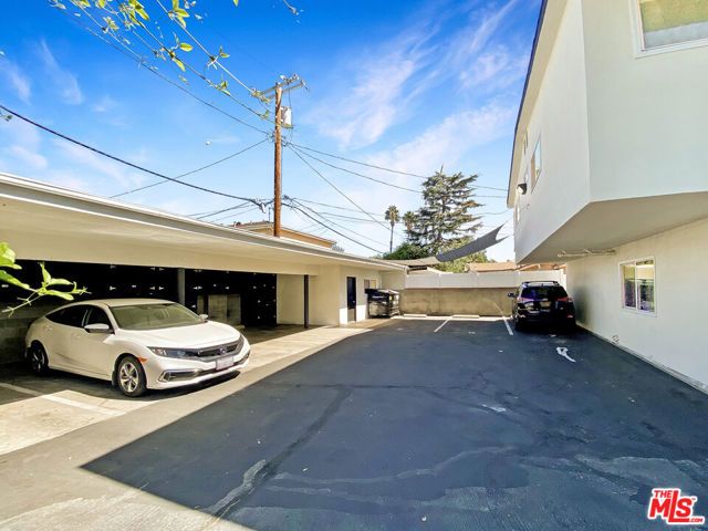 11347 Emelita Street 6, North Hollywood (los Angeles), CA 91601