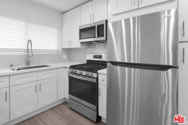 11347 Emelita Street 6, North Hollywood (los Angeles), CA 91601