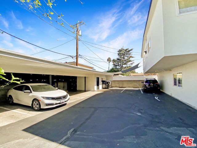 11347 Emelita Street 6, North Hollywood (los Angeles), CA 91601