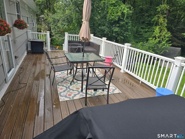 4 Partridge Lane, Newtown, CT 06470
