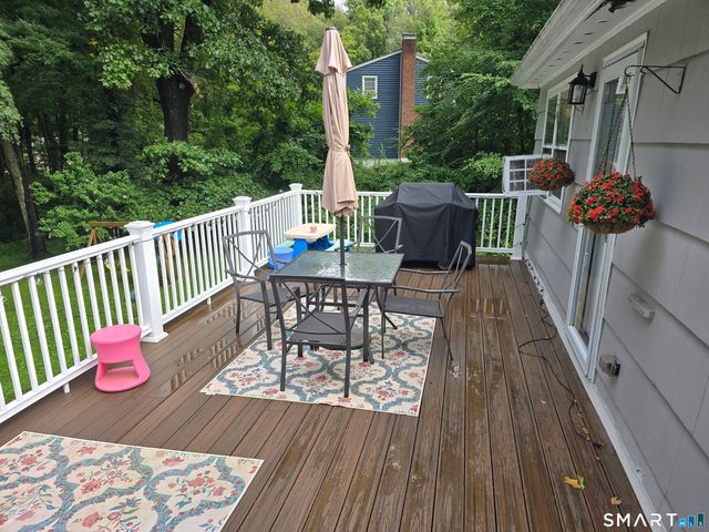 4 Partridge Lane, Newtown, CT 06470