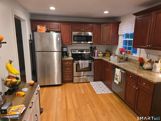 4 Partridge Lane, Newtown, CT 06470