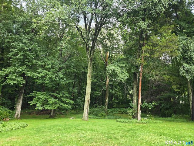 4 Partridge Lane, Newtown, CT 06470