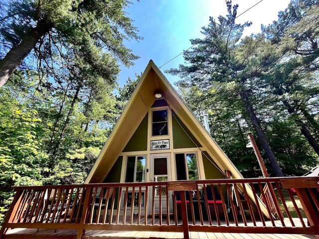 39 Juniper Hill Road, Wilmington, NY 12997