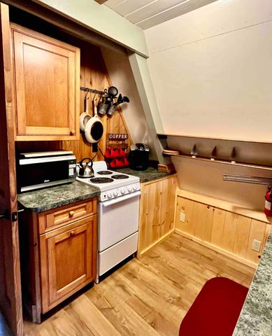 39 Juniper Hill Road, Wilmington, NY 12997