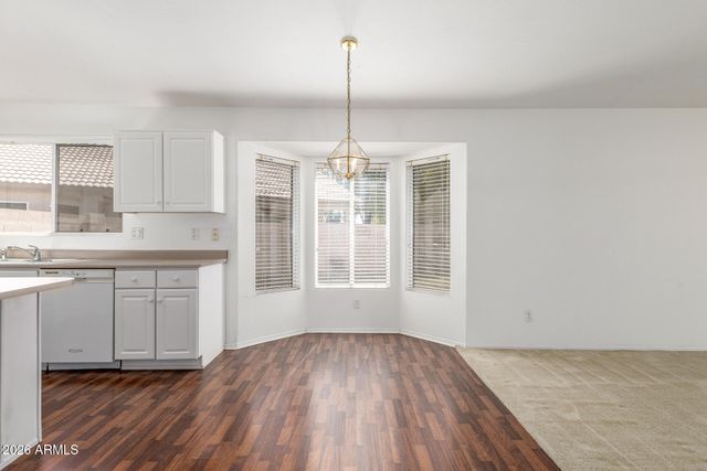 1410 S ROANOKE Street, Mesa, AZ 85206