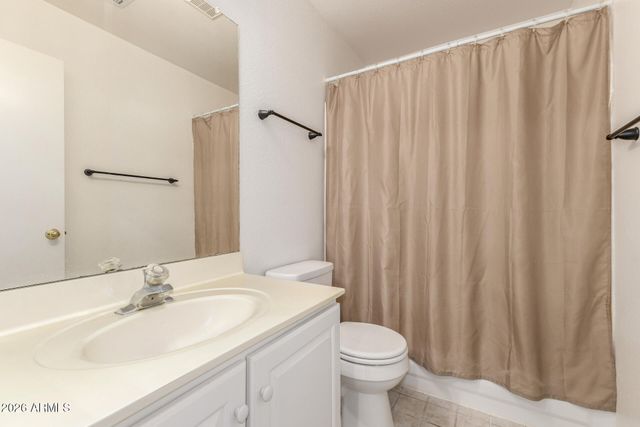 1410 S ROANOKE Street, Mesa, AZ 85206