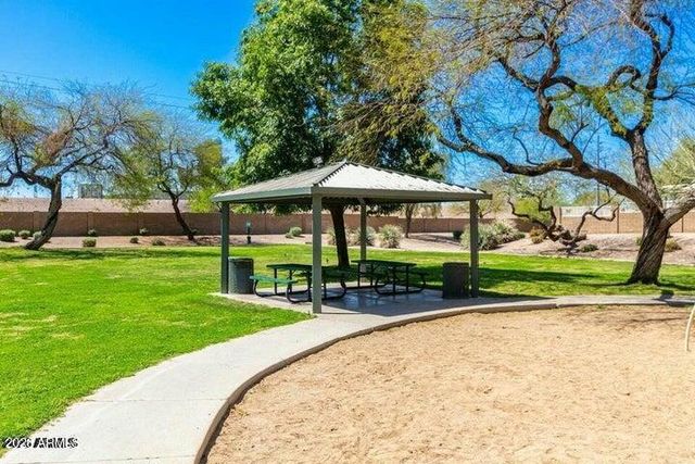 1410 S ROANOKE Street, Mesa, AZ 85206