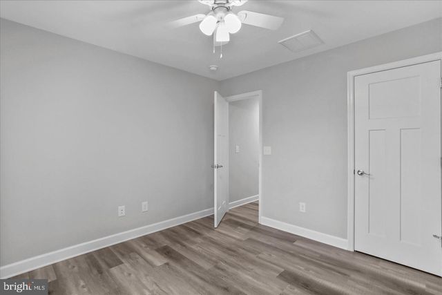 19 MOUNTAIN LAUREL DR, Berkeley Springs, WV 25411