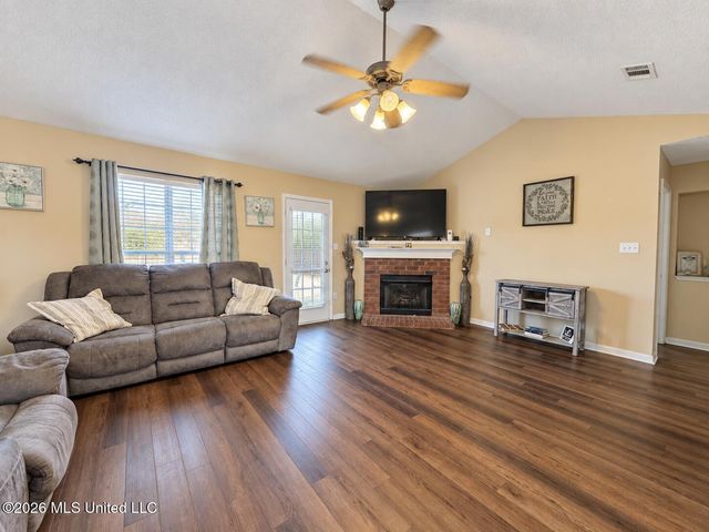 1636 Madison Cove, Southaven, MS 38671
