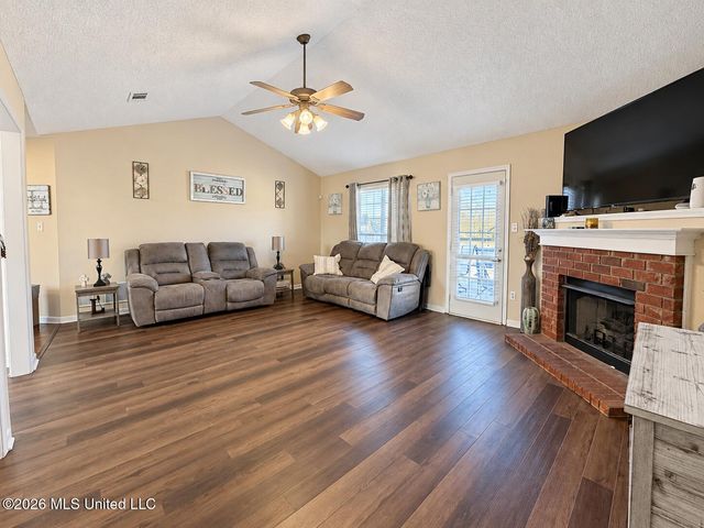 1636 Madison Cove, Southaven, MS 38671