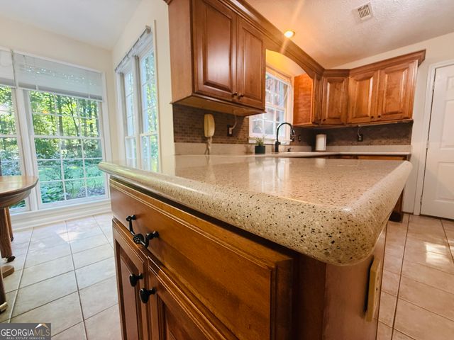412 Taberon Road, Peachtree City, GA 30269