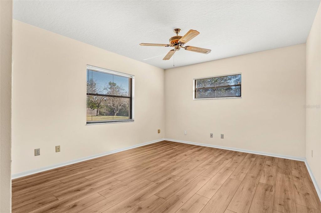 Image 24 of property listing at 2213 WOODLAWN CIRCLE, Melbourne, FL 32934