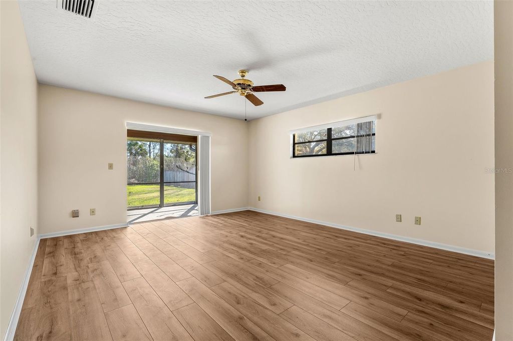 Image 28 of property listing at 2213 WOODLAWN CIRCLE, Melbourne, FL 32934