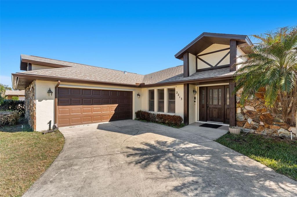 Image 4 of property listing at 2213 WOODLAWN CIRCLE, Melbourne, FL 32934