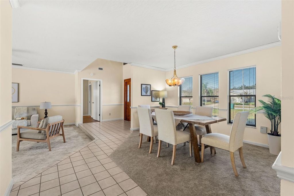 Image 9 of property listing at 2213 WOODLAWN CIRCLE, Melbourne, FL 32934